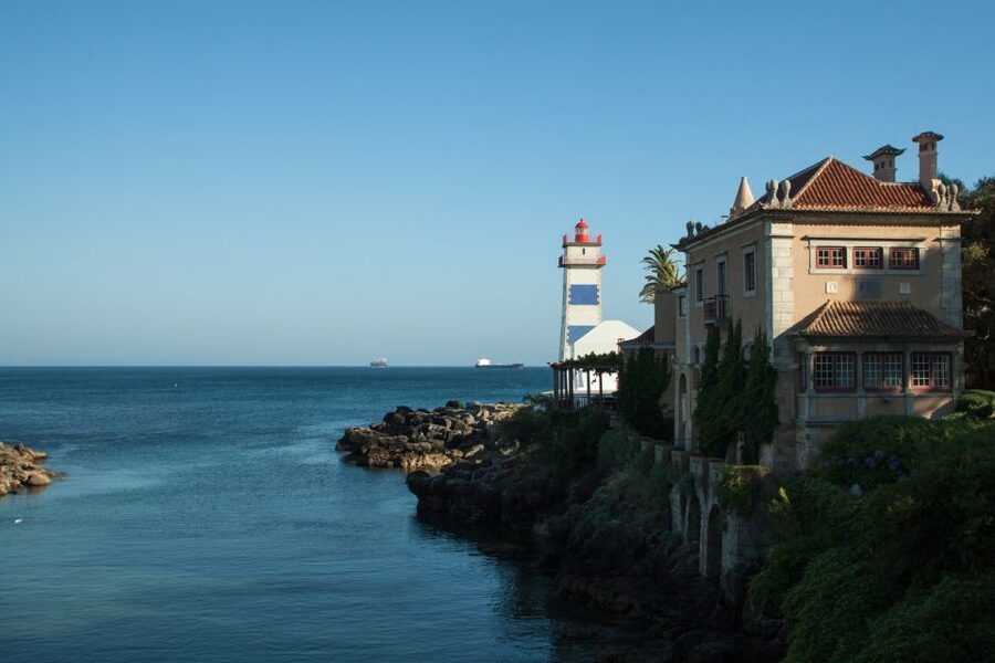 From Lisbon: Sintra and Cascais Full-Day Private Tour - Cascais: an easy first stop by the bay