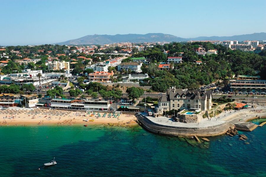 From Lisbon: Sintra and Cascais Natural Park Private Tour - Sintra village: a short taste of the town