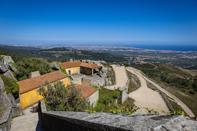From Lisbon: Sintra, Pena Palace and Regaleira - What the guides add to the day