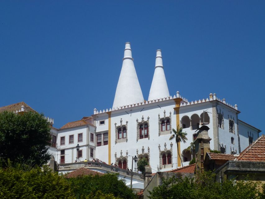 From Lisbon: Sintra Pena Palace Cascais 8-People Group Tour - Cascais: lunch beside a former royal resort