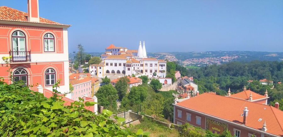 From Lisbon: Sintra, Regaleira and Pena Palace Guided Tour - Should you book this Sintra day trip?