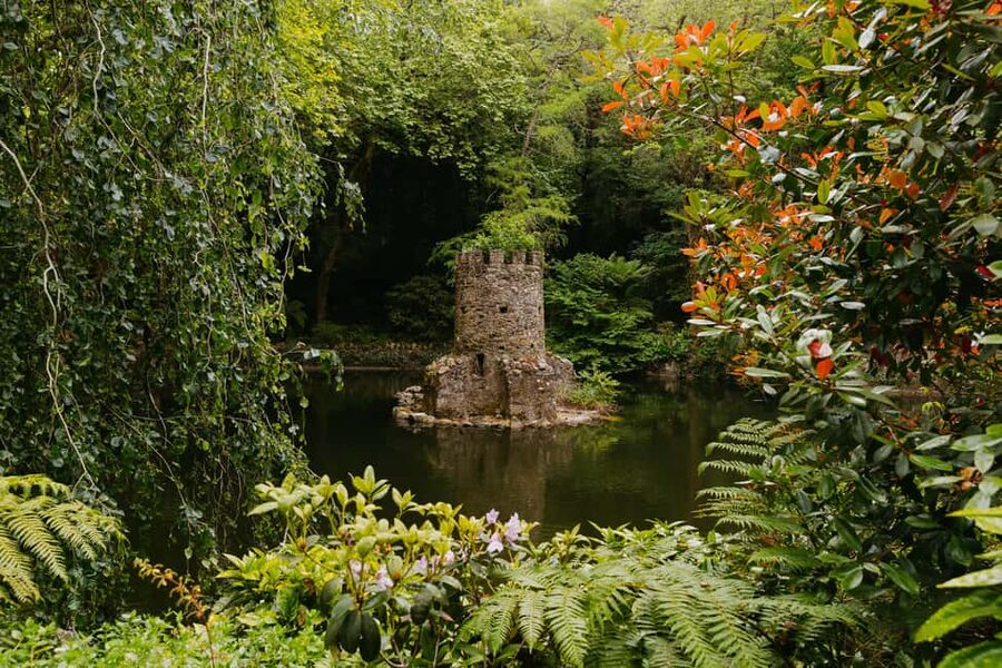 From Lisbon: Sintra, Regaleira and Pena Palace Guided Tour - Quinta da Regaleira and the journey underground