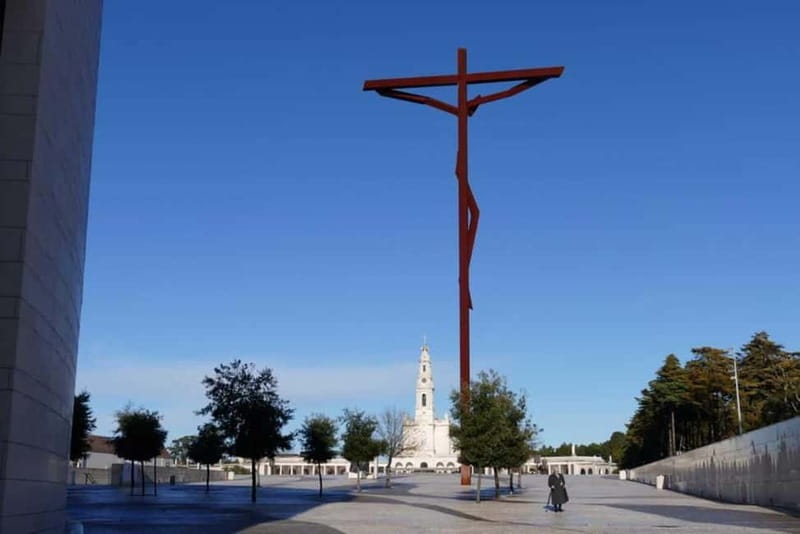 From Lisbon: Small Group Half-Day Fátima Tour - The Chapel of the Apparitions