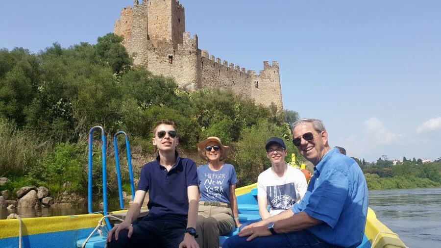 From Lisbon: Tomar, Christ Convent & Almourol Castle Tour - Key reasons to choose this Templar day trip