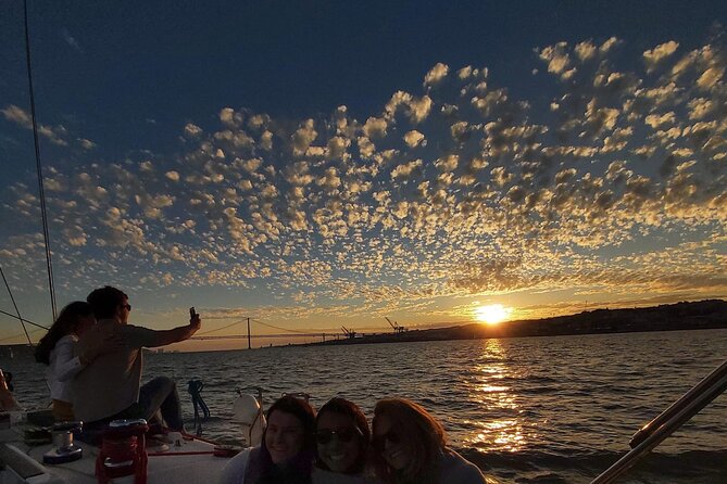 Golden Hour Boat Tour - Sailing by the Monuments with Wine - Is the $48.27 price good value?