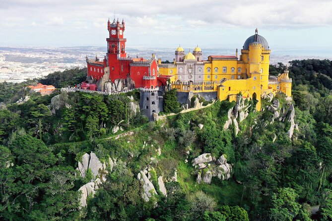 Guided Tour to Sintra, Pena, Regaleira, Cabo da Roca and Cascais - Quinta da Regaleira: the most atmospheric stop