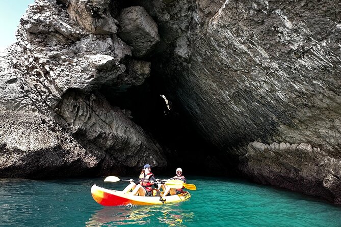 Kayak Adventure in Sesimbra - The Heart of Arrábida Natural Park - Food, photos, and the human side of the trip