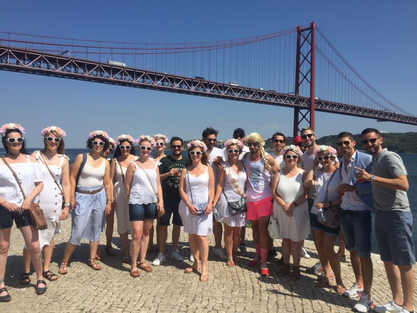 Lisbon: 1-Hour Beer or Sangria Bike Sightseeing Tour - Passing the Monument of the Discoveries