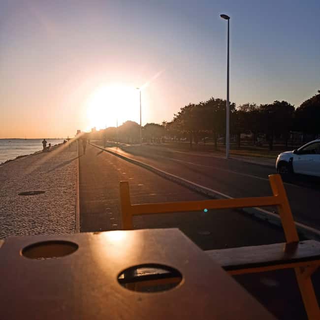 Lisbon: 1-Hour Beer or Sangria Bike Sightseeing Tour - Drinks, music, and the group atmosphere