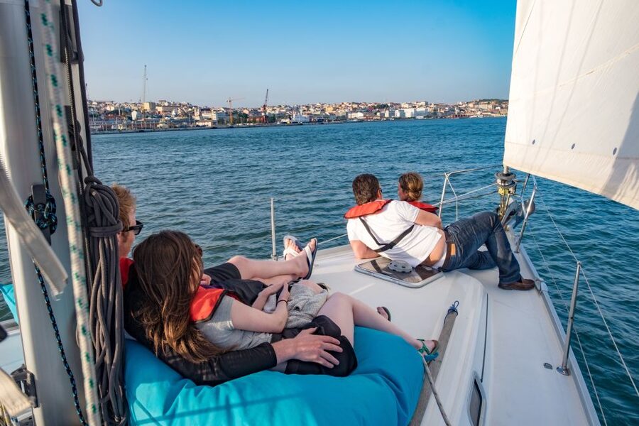 Lisbon: 1 or 2-Hour Cruise along the Tagus River - Small groups, comfort, and sailing style