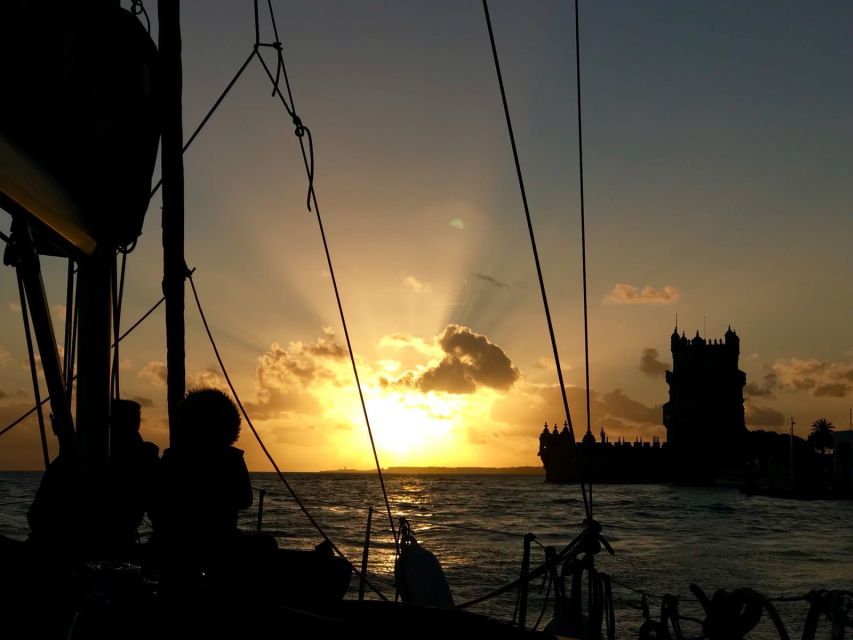 Lisbon: 1 or 2-Hour Cruise along the Tagus River - What is included for $25?