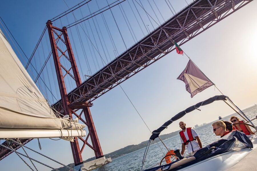 Lisbon: 1 or 2-Hour Cruise along the Tagus River - Who will enjoy this cruise most?