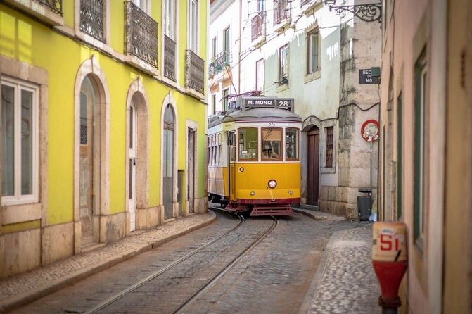 Lisbon 24 Hours Pass with Tram 28 Riding Ticket - The Santa Justa Lift and its high viewpoint