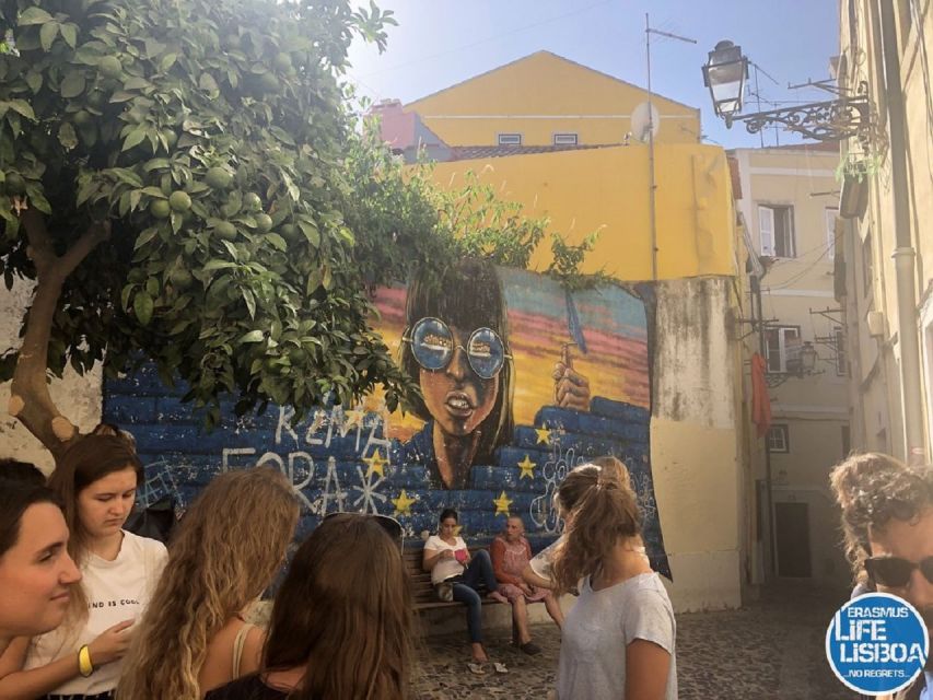 Lisbon 3-Hour Street Art Tour - Mouraria: art among Lisbon’s older streets