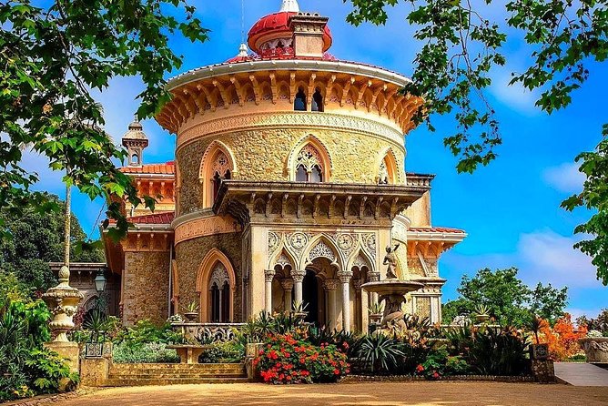 Lisbon and Sintra Private Tour - Choosing between Pena Palace, Quinta da Regaleira, and the Moorish Castle