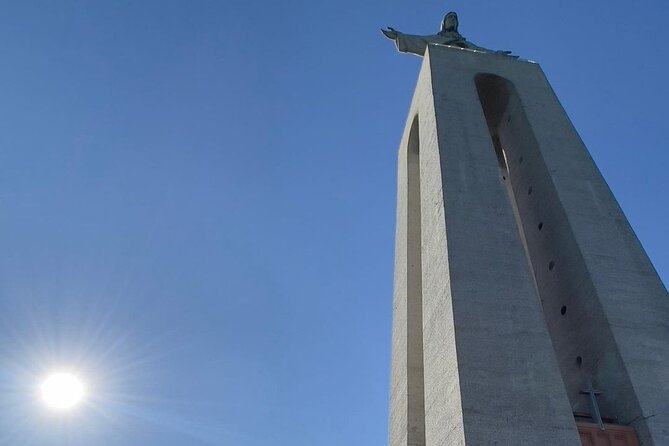Lisbon: Arrábida & Sesimbra Tour – Wine, Nature & Beaches - Cristo Rei gives you the wide opening view
