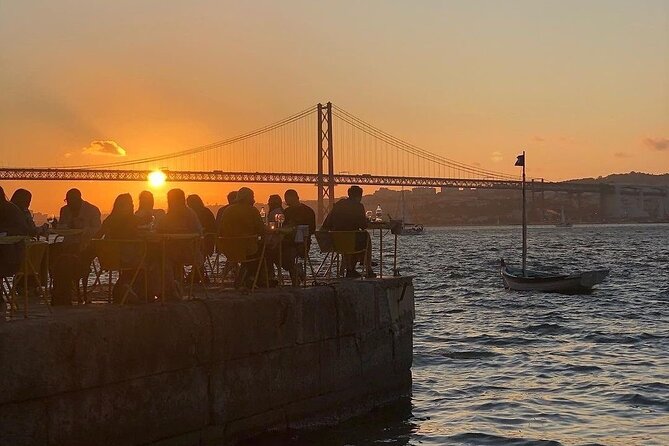 Lisbon: Arrábida & Sesimbra Tour – Wine, Nature & Beaches - Arrábida Natural Park is the visual centerpiece