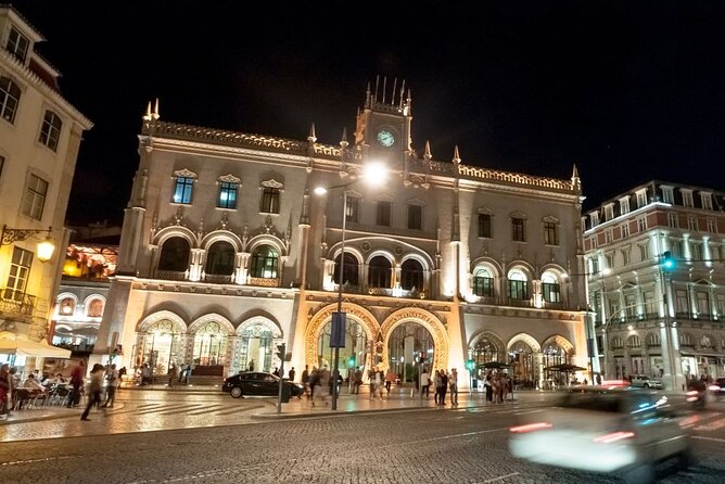 Lisbon: Authentic Fado Show, Dinner and Night Tour - The main strengths of the experience