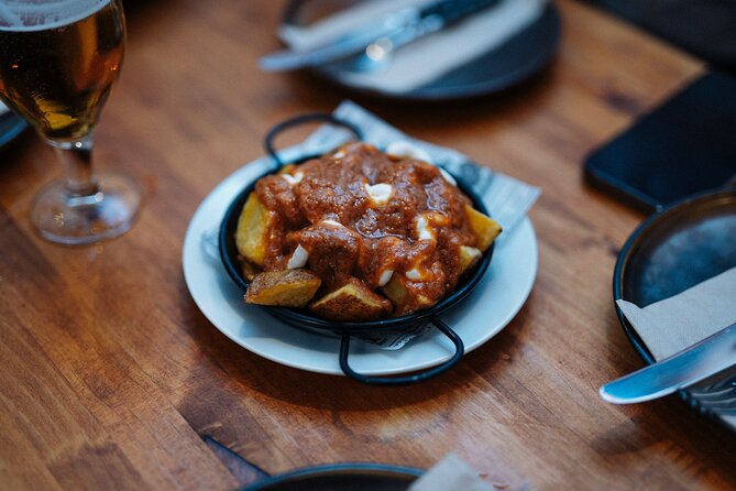 Lisbon: Award-Winning Guided Walking Food Tour with Local Drinks - Why Baixa makes a smart food-tour setting