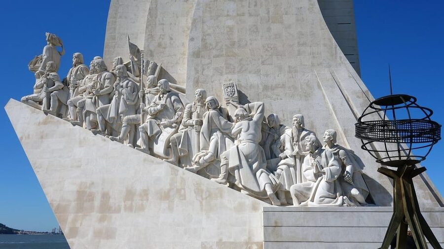 Lisbon: Belem Walking Tour with Jeronimos Monastery Entry - Why Jerónimos Monastery deserves a guided visit
