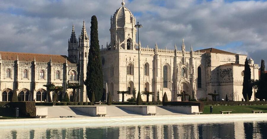 Lisbon: Belem Walking Tour with Jeronimos Monastery Ticket - Finishing at Belém Tower
