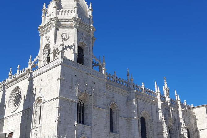 Lisbon: Belem Walking Tour with Jeronimos Monastery Tks Included - The church visit and the Sunday limitation