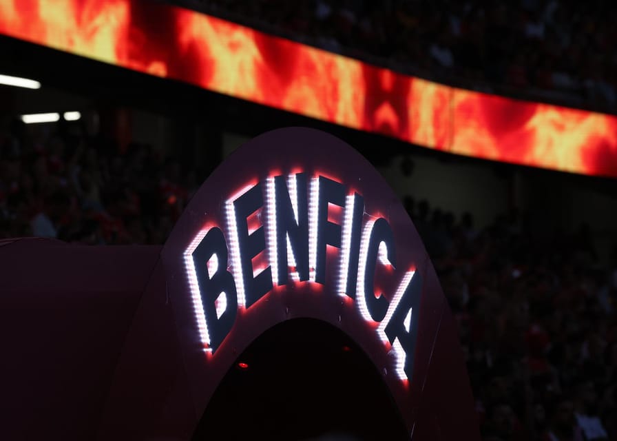 Lisbon: Benfica Luz Stadium Tour with Souvenir Scarf - The Benfica Museum and Portugal through football