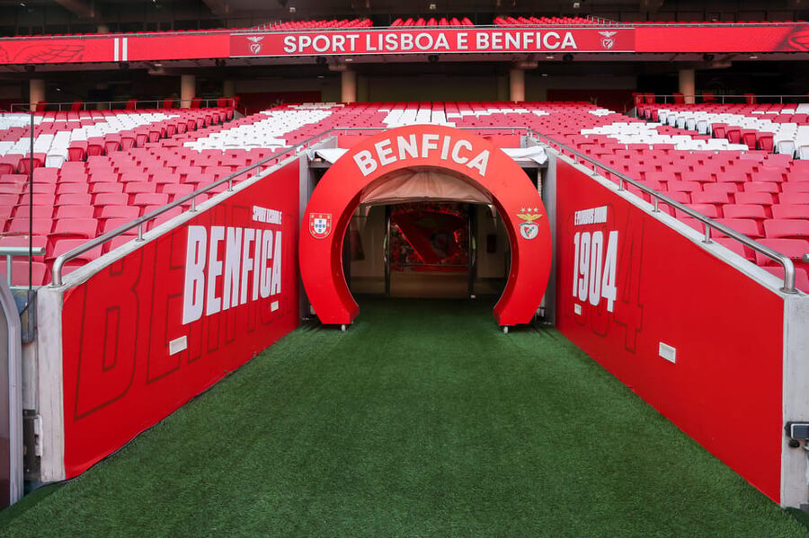 Lisbon: Benfica Luz Stadium Tour with Souvenir Scarf - Stadium models and the Sagres Stand