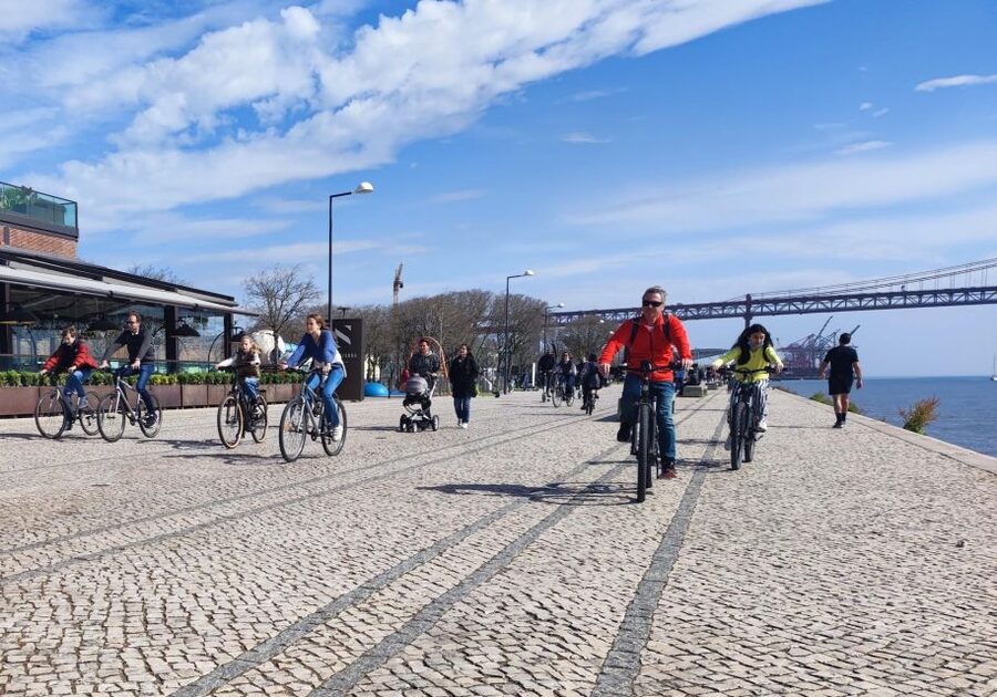 Lisbon: Bike Tour From City Center to Belem - Pastel de nata and ginjinha