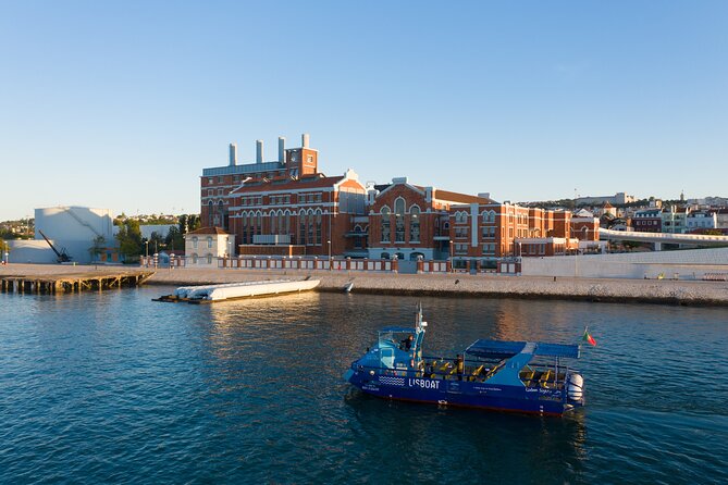 Lisbon Boat Cruise - Comfort, Wi-Fi, and the two-hour pace