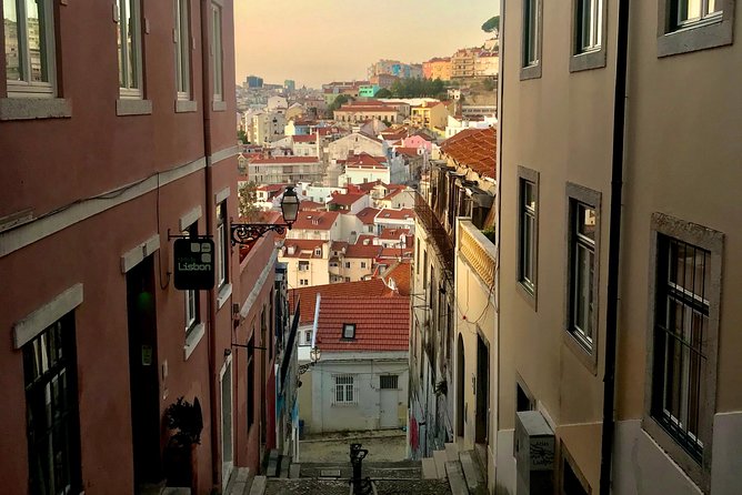 "Lisbon by Night" up to 6 people, private tour - Old Lisbon and the city’s changing identity