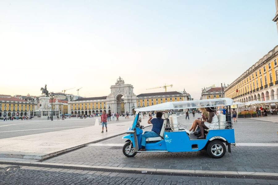 Lisbon by Tuk Tuk Guided Tour: City of Neighborhoods - What the guides add to the ride