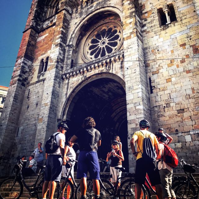 Lisbon: City Highlights and Viewpoints E-Bike Tour - Starting at Campo das Cebolas