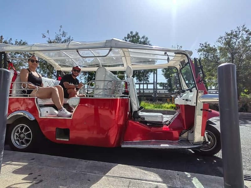 Lisbon: City Highlights Tuk-Tuk Tour with Pickup - What the guides add to the ride