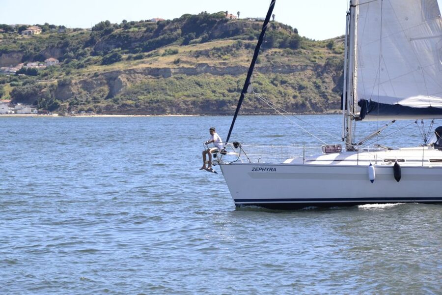 Lisbon: Day and Sunset Tour on the Tagus River - Why Lisbon looks better from the Tagus