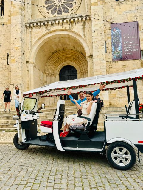 Lisbon: Discover Belem by electric Tuk Tuk - Jerónimos Monastery and Manueline stonework