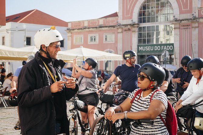 Lisbon E-Bike Tour Commerce Square, Mouraria and Alfama - Graça and the high viewpoints