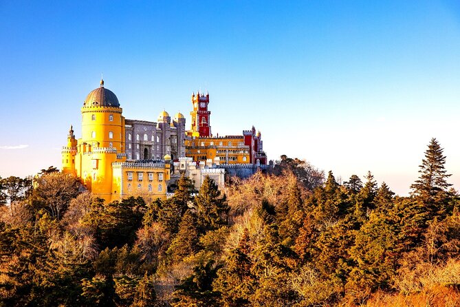 Lisbon: Express Sintra Private Tour with Pena Palace Tickets - Pickup, driving, and the four-hour clock