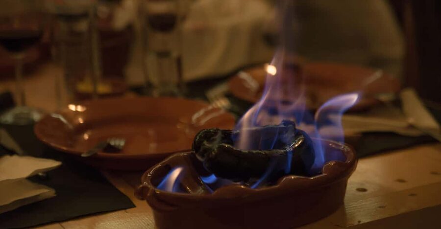 Lisbon: Fado Night with Dinner with Live Performance - Key points to know before booking