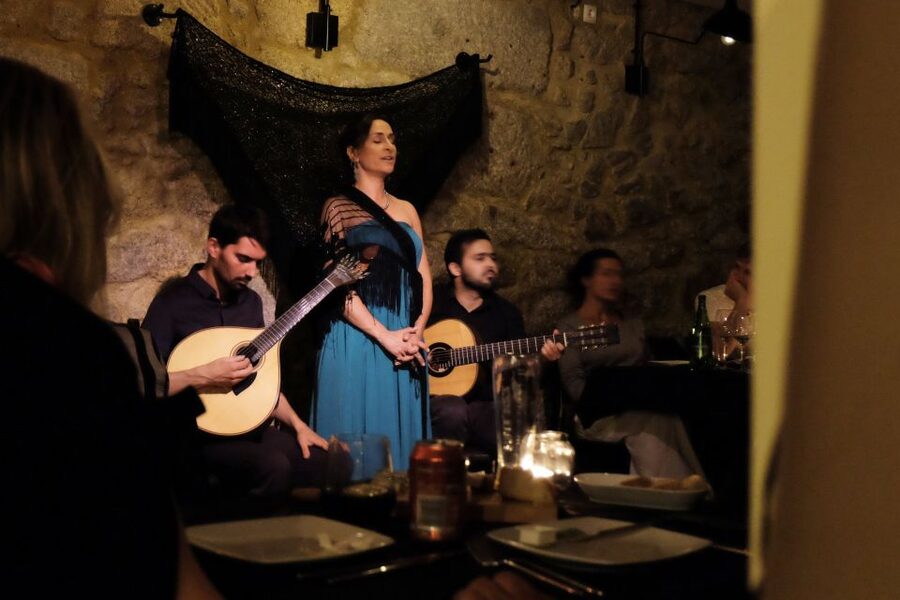 Lisbon: Fado Show and Portuguese Dinner - Dinner with starters, a main course, and Portuguese drinks