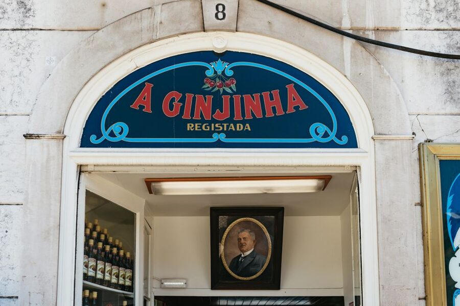 Lisbon: Food and Wine Small Group Walking Tour - A Daily Rice Dish That Changes With the Market