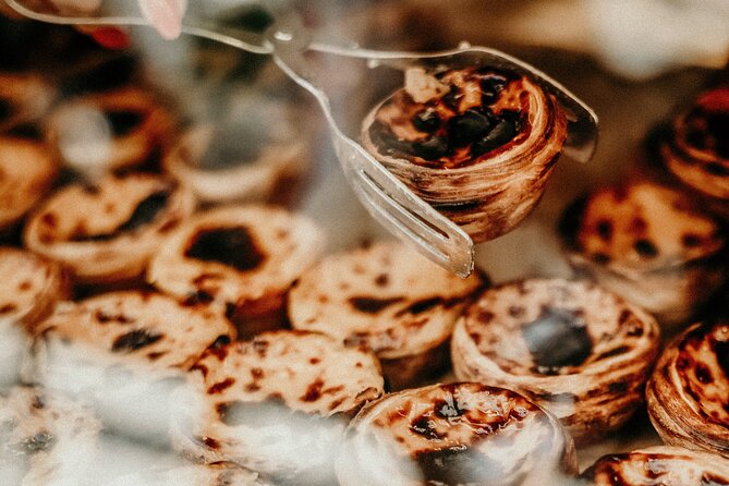 Lisbon Food and Wine Tasting Tour of HIDDEN GEMS (Small Groups) - Is $102.52 a fair price?