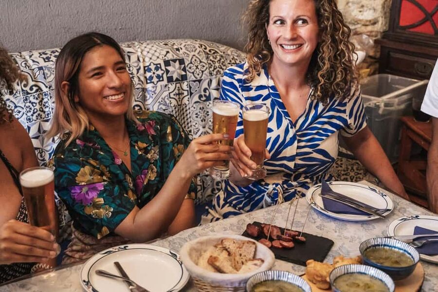 Lisbon: Food Crawl Walking Tour with Local Tastings - Why this food walk works well in Baixa