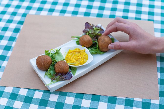Lisbon Food & Local Drinks Evening Tour by Food Lover Tour - The guides shape the evening