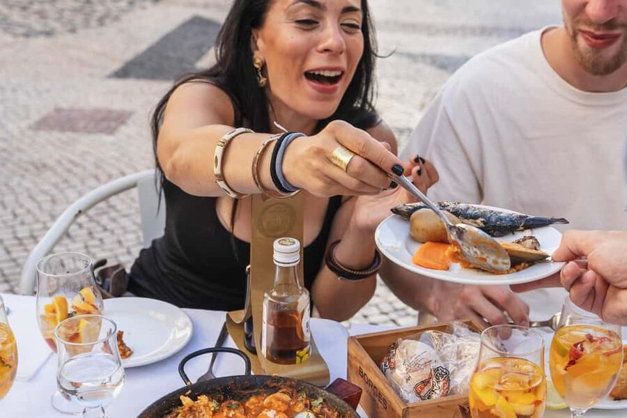 Lisbon: Food Tour with Local Tastings and Drinks - The guides shape the experience