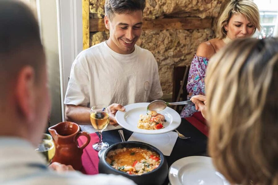 Lisbon: Food Tour with Local Tastings and Drinks - Baixa food with a lesson in Portuguese cooking