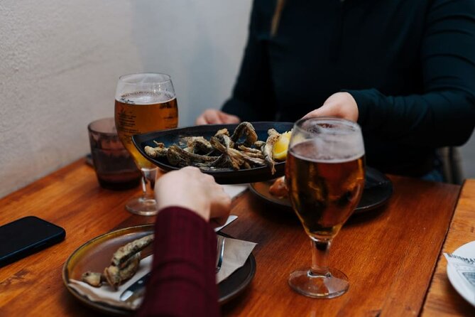 Lisbon Food Tour with Portuguese Wine: Taste the Best of Portugal - Meeting your guide and getting started