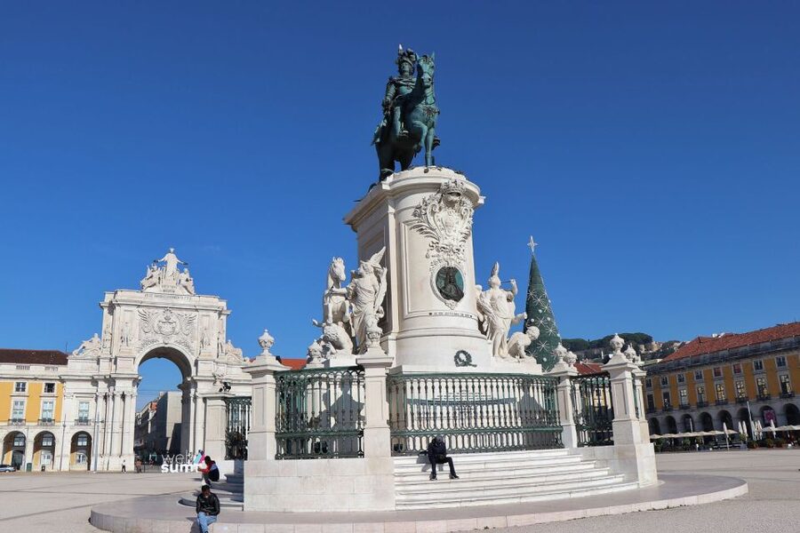 Lisbon: Full-Day Private Walking Sightseeing Tour - From Phoenician Lisbon to Roman Olissippo