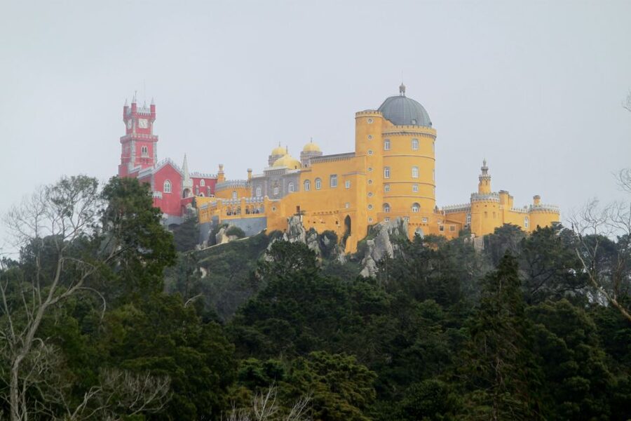 Lisbon: Full-Day Sintra and Cascais Tour - Picking Your One Sintra Monument
