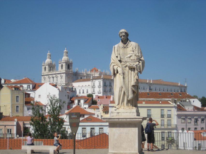 Lisbon: Full-Day Small-Group City Tour with Hotel Pickup - Chiado and Lisbon’s viewpoints
